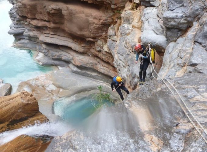 Marrakech: Escalades en montagne ou canyoning dans la vallée de l&rsquo;Ourika
