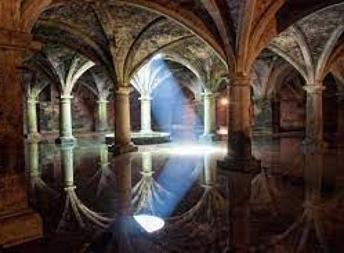 Portuguese cistern
