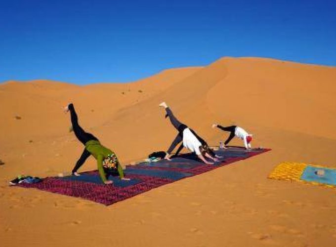 Merzouga : Yoga dans le désert